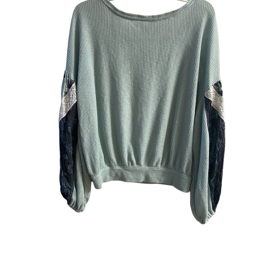 Free people Mint Green Floral Sleeve top Large - Picture 2 of 6